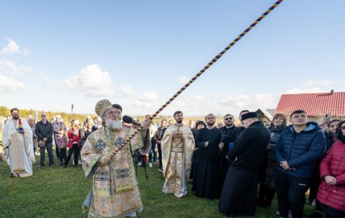 Biserica din Băneasa a primit veșmântul sfințirii Poza 312508