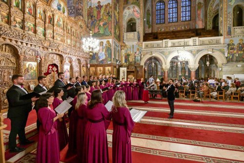 Concert „Lăudați pe Domnul!” la o biserică din București Poza 312583