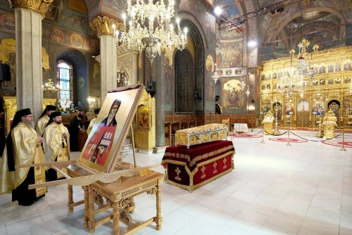 Debutul hramului de toamnă al Catedralei Patriarhale Poza 312757