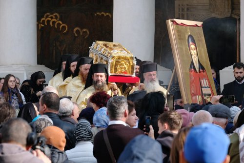 Debutul hramului de toamnă al Catedralei Patriarhale Poza 312761