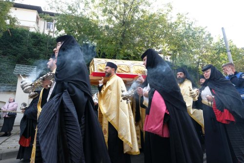 Debutul hramului de toamnă al Catedralei Patriarhale Poza 312772