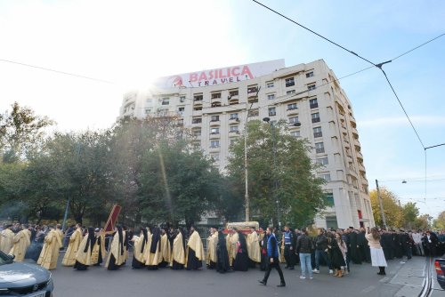 Debutul hramului de toamnă al Catedralei Patriarhale Poza 312776