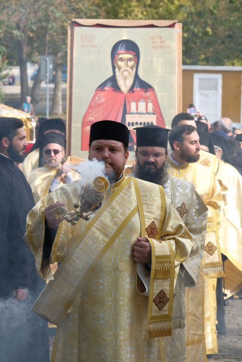 Debutul hramului de toamnă al Catedralei Patriarhale Poza 312778