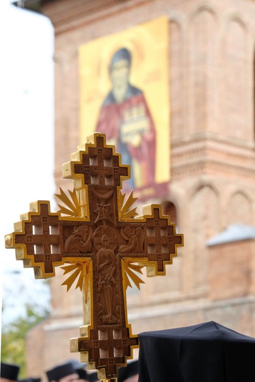 Debutul hramului de toamnă al Catedralei Patriarhale Poza 312796