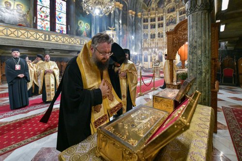 Debutul hramului de toamnă al Catedralei Patriarhale Poza 312828