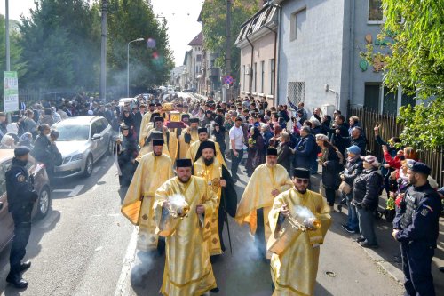 Debutul hramului de toamnă al Catedralei Patriarhale Poza 312835