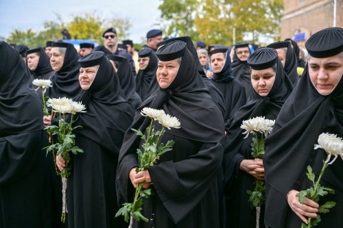 Debutul hramului de toamnă al Catedralei Patriarhale Poza 312872