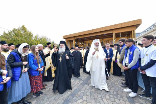 Debutul hramului de toamnă al Catedralei Patriarhale Poza 312878