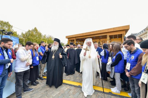 Debutul hramului de toamnă al Catedralei Patriarhale Poza 312879