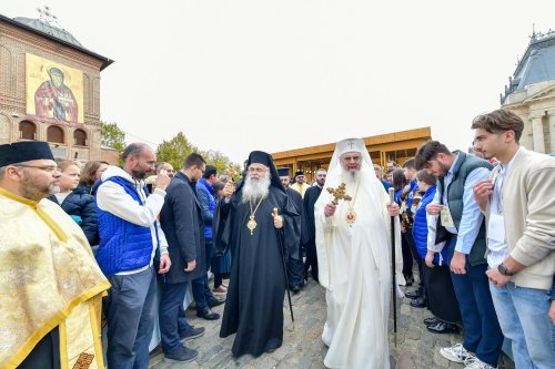 Debutul hramului de toamnă al Catedralei Patriarhale Poza 312881