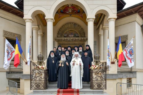 Debutul hramului de toamnă al Catedralei Patriarhale Poza 312885