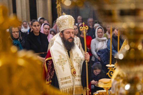 Rugăciune de laudă adusă Sfântului și Dreptului Lazăr la Catedrala Patriarhală Poza 312911