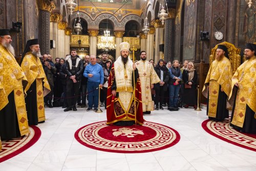 Rugăciune de laudă adusă Sfântului și Dreptului Lazăr la Catedrala Patriarhală Poza 312915