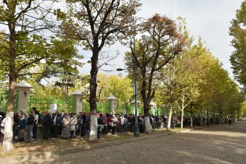 Cinstirea primului Mitropolit al Țării Românești Poza 313940