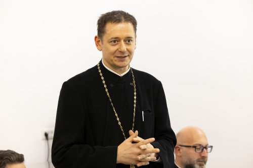 Întâlnire dedicată dialogului interreligios la Facultatea „Justinian Patriarhul” Poza 313984