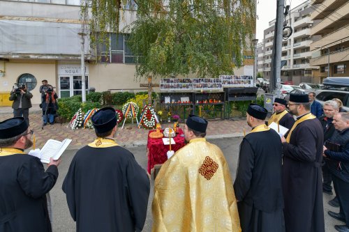 Parastas pentru victimele incendiului de la Colectiv Poza 314108