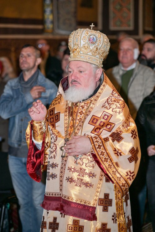 Inaugurarea noului așezământ pastoral-misionar al Parohiei Dorobanți din Capitală Poza 314348