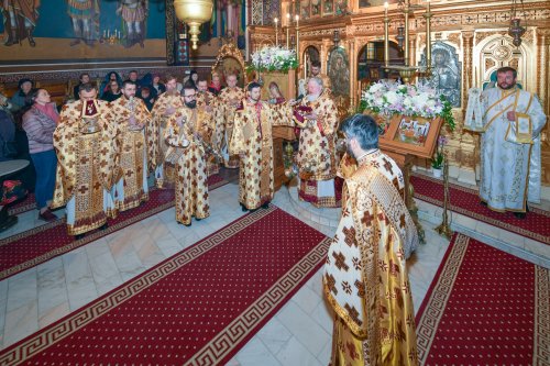 Inaugurarea noului așezământ pastoral-misionar al Parohiei Dorobanți din Capitală Poza 314367