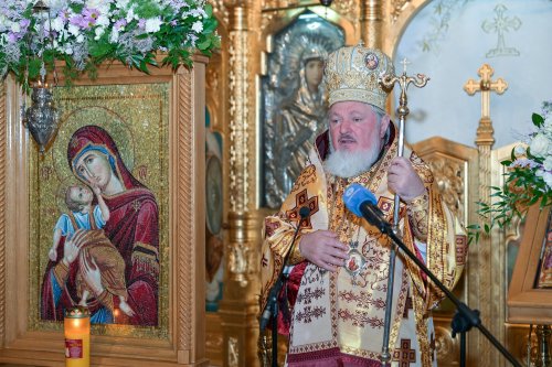 Inaugurarea noului așezământ pastoral-misionar al Parohiei Dorobanți din Capitală Poza 314373