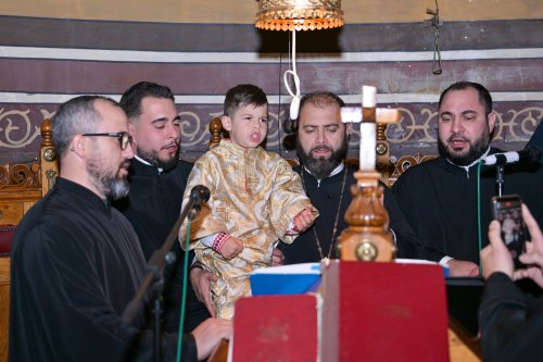 Inaugurarea noului așezământ pastoral-misionar al Parohiei Dorobanți din Capitală Poza 314374