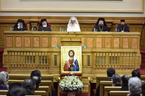 Conferință pastoral-misionară a clericilor din Arhiepiscopia Bucureștilor Poza 314495