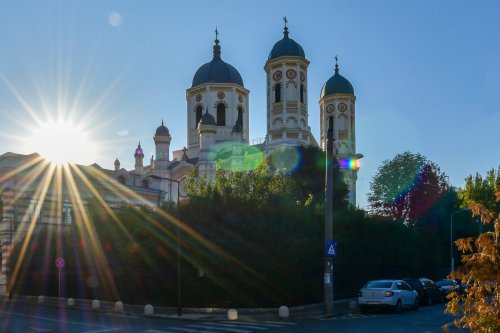 Clericii prahoveni s-au reunit la Palatul Patriarhiei Poza 314810