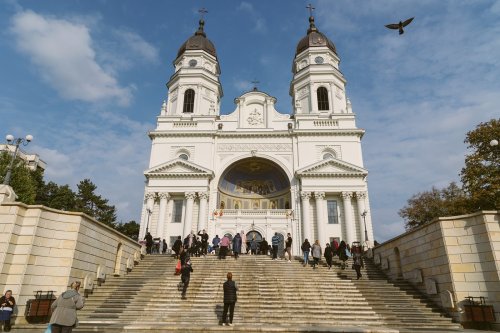 Tradiţia muzicii bisericeşti psaltice şi corale la Catedrala Mitropolitană din Iaşi Poza 314859