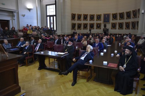 Omagierea unui numismat donator la Academia Română Poza 315056