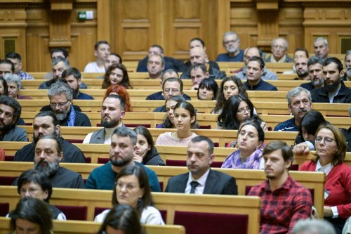 Conferință națională dedicată artei bisericești la Palatul Patriarhiei Poza 315653