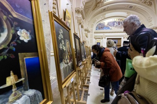 Proiectul „Istorie și artă în România” la Palatul Patriarhiei Poza 315604