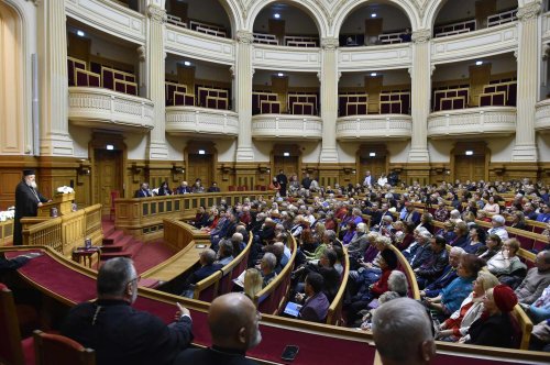 Proiectul „Istorie și artă în România” la Palatul Patriarhiei Poza 315605