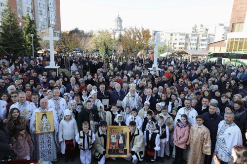 Hramul Bisericii „Sfinții Arhangheli Mihail și Gavriil” din Baia Mare Poza 315713