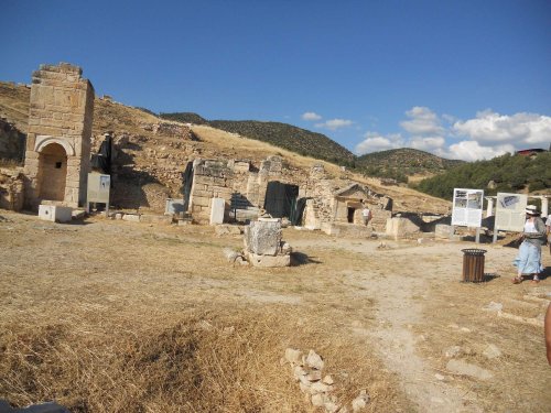 Mormântul Sfântului Apostol Filip de la Hierapolis Poza 315291