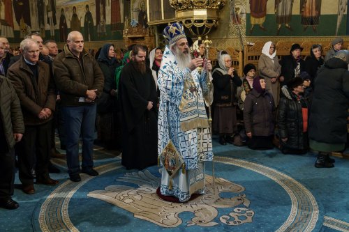 Bucurie duhovnicească la hramul Schitului „Vovidenia” Poza 316482