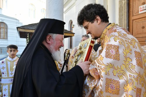 Paraclisul universitar „Sfânta Ecaterina” și-a sărbătorit hramul Poza 316720