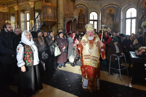 Paraclisul universitar „Sfânta Ecaterina” și-a sărbătorit hramul Poza 316742