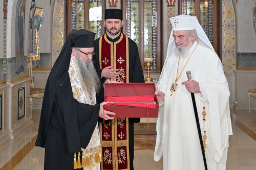 Daruri duhovnicești primite la Reședința Patriarhală Poza 317001