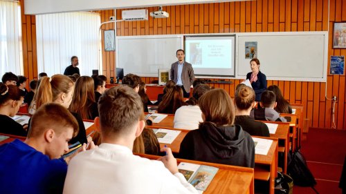 Proiectul „NU Burnout‑ului, DA lecturii! Dosoftei 400” a ajuns la final Poza 317030