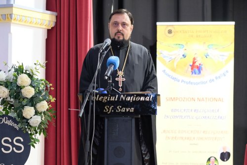 Simpozion național despre educația religioasă în Capitală Poza 317062