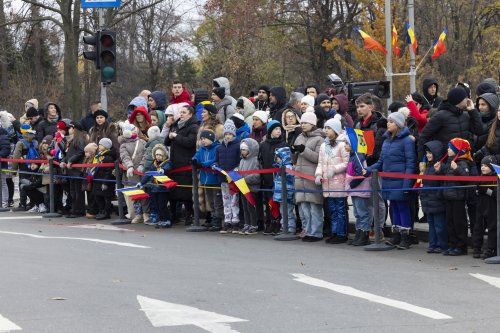 Parada militară de 1 Decembrie la Arcul de Triumf Poza 317409