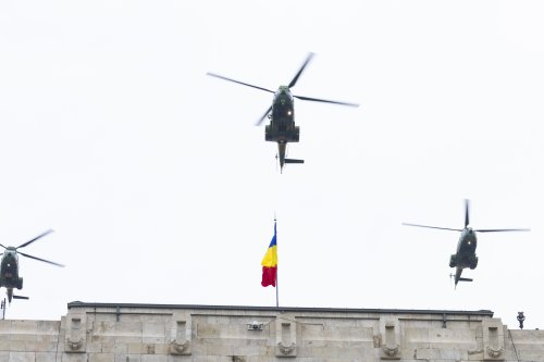 Parada militară de 1 Decembrie la Arcul de Triumf Poza 317425