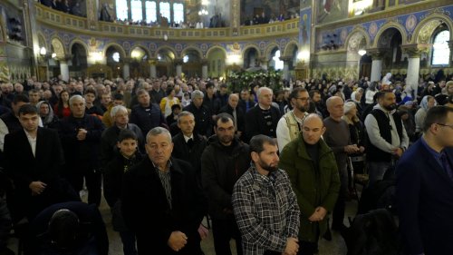 Sobor de arhierei la hramul Catedralei Mitropolitane din Sibiu Poza 317485