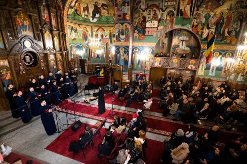 Concert de colinde la Biserica „Sfinţii Trei Ierarhi” din Braşov Poza 317552