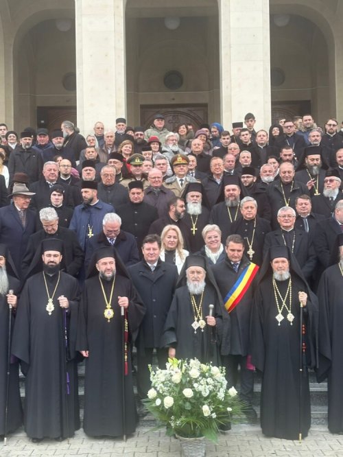 Moment aniversar pentru Arhiepiscopul Aradului Poza 317570