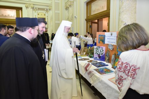 Spectacolul „Sfântul Nicolae în mijlocul copiilor” pe Dealul Patriarhiei Poza 317928