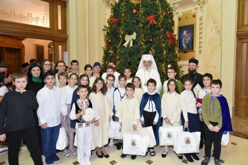 Spectacolul „Sfântul Nicolae în mijlocul copiilor” pe Dealul Patriarhiei Poza 317932