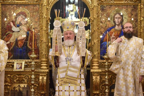 Sărbătoarea unui sfânt dăruitor la Catedrala Patriarhală din București Poza 318044