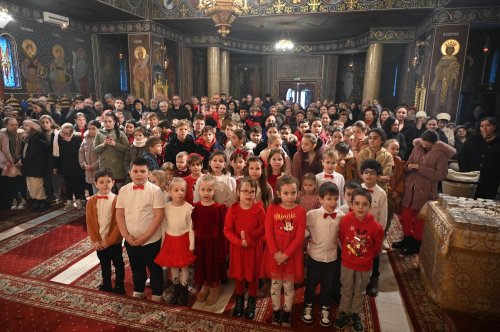 Hram la Biserica Albastră din Oradea Poza 318163