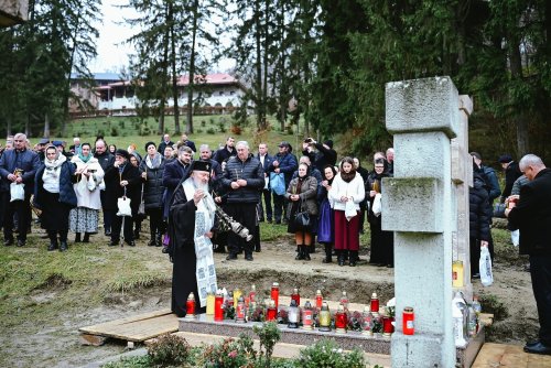 Slujire arhierească la Mănăstirea Nicula, Cluj Poza 318176