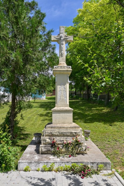 Biserica din Ursoaia, un simbol al renașterii Poza 318649